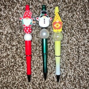 Gnome pens